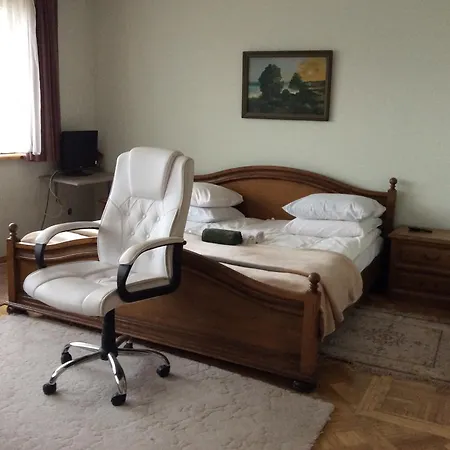 Kotedzai Milikoniu G. *