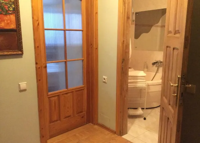 Kotedzai Milikoniu G.